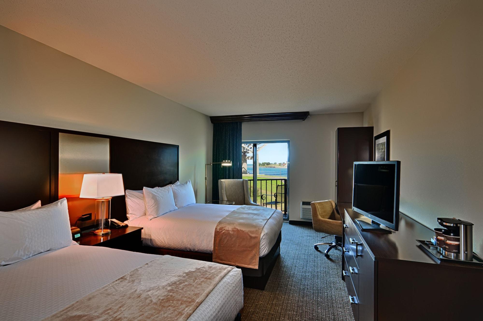 Doubletree By Hilton Port Huron Exterior photo