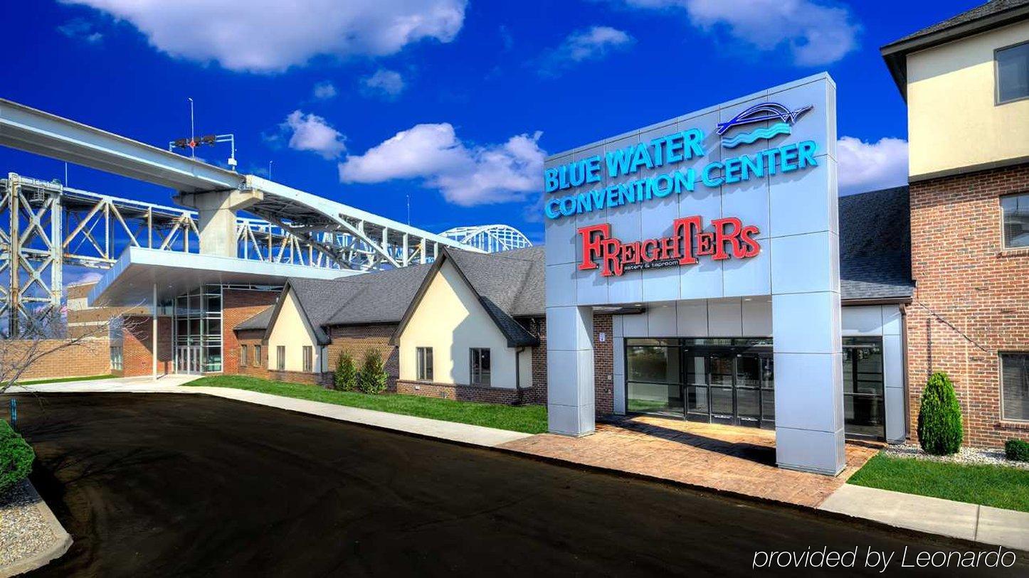 Doubletree By Hilton Port Huron Exterior photo